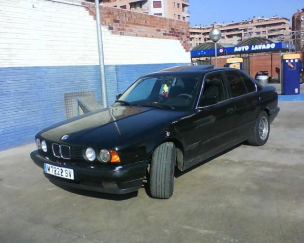 70220322_1-Bmw-520i-year-1993-Street